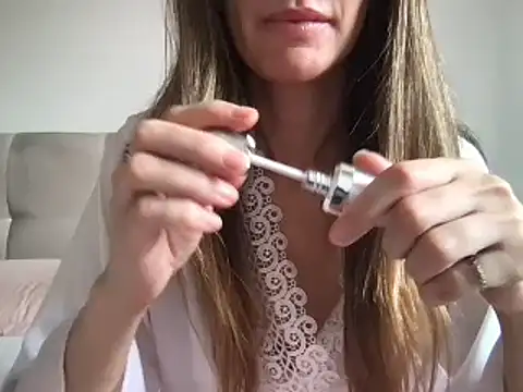 Snapshot of paolajonez chatting on February 22, 2025, 1:13 pm paolajonez online show from February 22, 2025, 1:13 pm