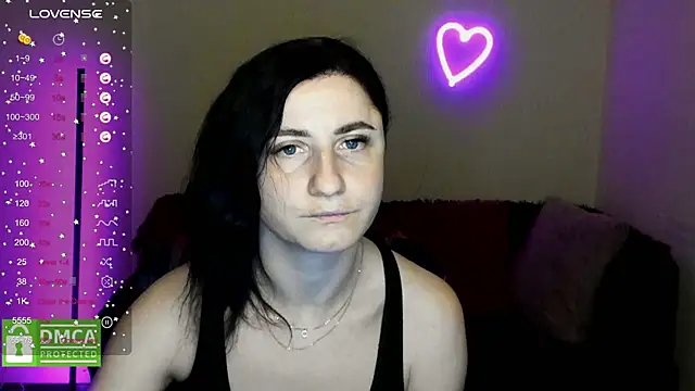 Muse kitty jenia online show from November 27, 2025, 6:37 am