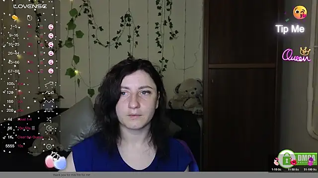 Muse kitty jenia online show from June 14, 2026, 5:31 am