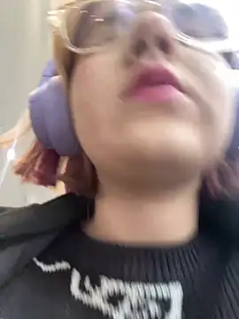 Baby  Naughty online show from February 18, 2025, 8:16 am