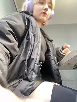 Baby  Naughty online show from March 9, 2025, 2:10 pm