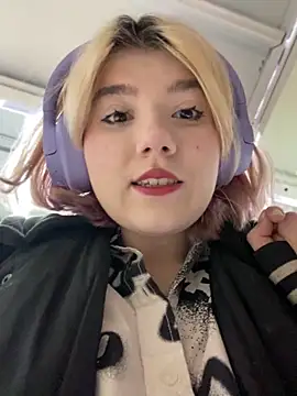 Baby  Naughty online show from March 22, 2025, 2:25 pm