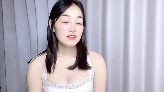 cloud8822 online show from September 24, 2025, 2:42 pm