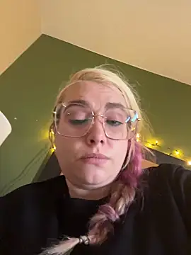 Lalalynn online show from February 22, 2026, 10:30 pm