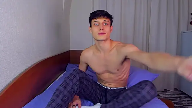 Kent Ross online show from September 17, 2025, 6:20 pm