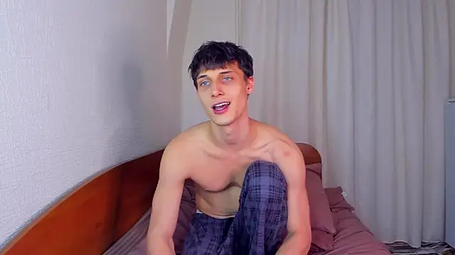 Kent Ross online show from October 14, 2025, 4:41 pm