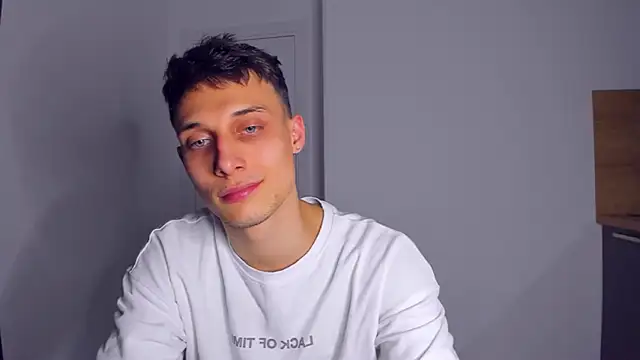 Kent Ross online show from October 26, 2025, 7:20 pm