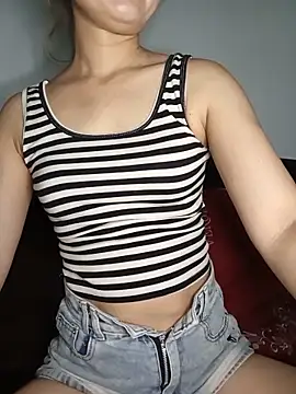 Snapshot of Girl20sexy chatting on May 25, 2026, 6:25 pm Girl20sexy online show from May 25, 2026, 6:25 pm