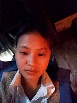 Snapshot of trieungoclnt chatting on December 13, 2024, 8:41 am trieungoclnt online show from December 13, 2024, 8:41 am