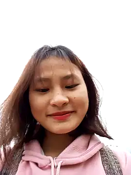 Snapshot of trieungoclnt chatting on December 29, 2024, 7:39 am trieungoclnt online show from December 29, 2024, 7:39 am