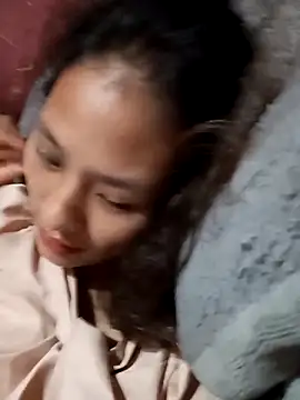 Snapshot of trieungoclnt chatting on September 15, 2025, 9:20 am trieungoclnt online show from September 15, 2025, 9:20 am