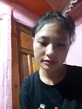 Snapshot of trieungoclnt chatting on September 20, 2025, 4:35 am trieungoclnt online show from September 20, 2025, 4:35 am