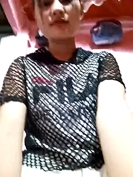 Snapshot of trieungoclnt chatting on September 27, 2025, 12:43 pm trieungoclnt online show from September 27, 2025, 12:43 pm