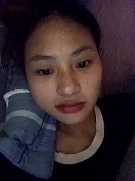 Snapshot of trieungoclnt chatting on October 1, 2025, 4:29 am trieungoclnt online show from October 1, 2025, 4:29 am