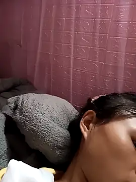 Snapshot of trieungoclnt chatting on October 7, 2025, 5:59 am trieungoclnt online show from October 7, 2025, 5:59 am