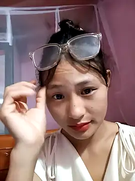 Snapshot of trieungoclnt chatting on October 10, 2025, 9:30 am trieungoclnt online show from October 10, 2025, 9:30 am