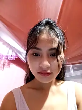 Snapshot of trieungoclnt chatting on October 28, 2025, 2:26 am trieungoclnt online show from October 28, 2025, 2:26 am