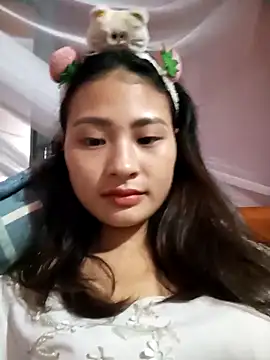 Snapshot of trieungoclnt chatting on November 8, 2025, 5:29 am trieungoclnt online show from November 8, 2025, 5:29 am