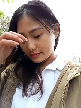 Snapshot of trieungoclnt chatting on January 6, 2026, 4:27 am trieungoclnt online show from January 6, 2026, 4:27 am