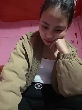 Snapshot of trieungoclnt chatting on February 18, 2026, 5:36 am trieungoclnt online show from February 18, 2026, 5:36 am