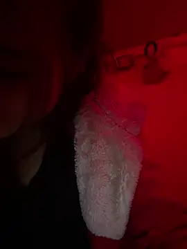 Snapshot of trieungoclnt chatting on February 22, 2026, 6:24 am trieungoclnt online show from February 22, 2026, 6:24 am