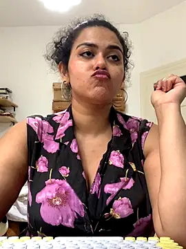 Curvydesifromgermany online show from September 10, 2025, 10:59 am