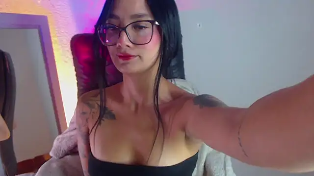 Snapshot of mariiana-diaz chatting on May 20, 2026, 7:31 pm mariiana-diaz online show from May 20, 2026, 7:31 pm