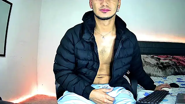 Snapshot of Kevin_Torres chatting on November 20, 2025, 7:41 am Kevin Torres online show from November 20, 2025, 7:41 am