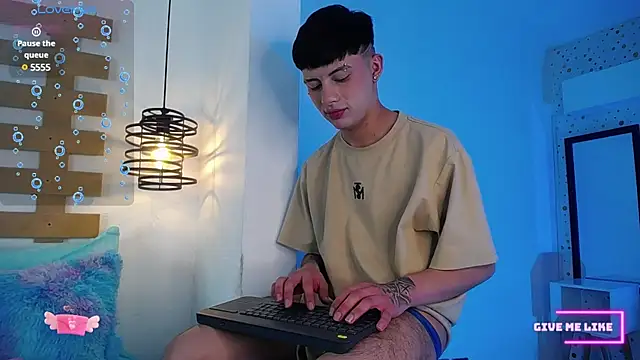 Steev Novoa online show from February 22, 2025, 7:45 am