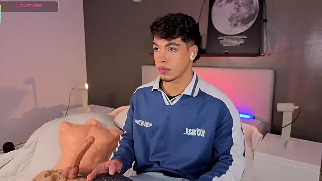 Snapshot of Ken-boy_ chatting on November 2, 2025, 11:34 am Ken-boy online show from November 2, 2025, 11:34 am