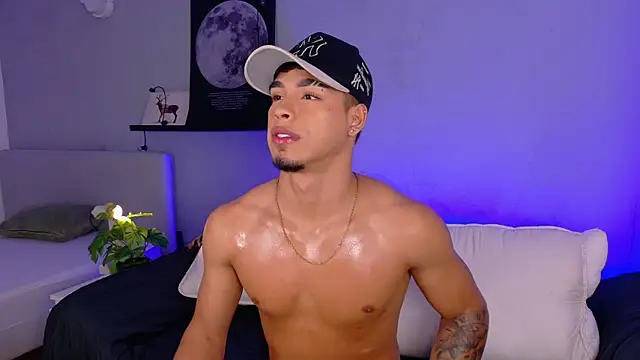 Ken-boy  online show from August 6, 2026, 10:39 am