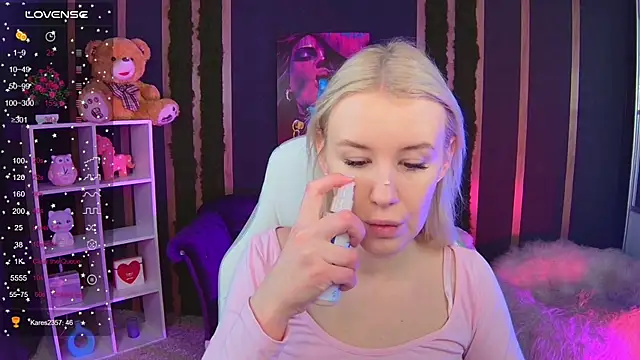 Selenatrend online show from December 5, 2025, 6:11 am