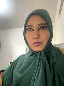 hannahayat online show from September 9, 2025, 2:05 pm