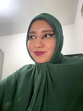 hannahayat online show from October 20, 2025, 10:21 pm