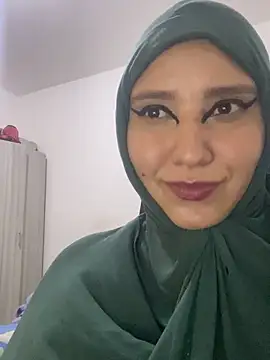 hannahayat online show from November 1, 2025, 2:24 am