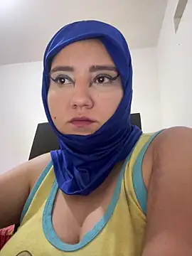 hannahayat online show from June 5, 2026, 12:22 pm