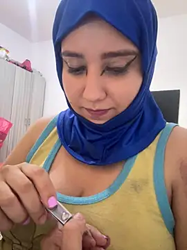 hannahayat online show from June 8, 2026, 3:23 pm