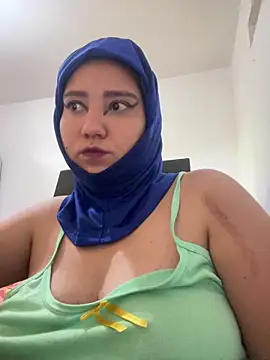 hannahayat online show from June 18, 2026, 1:59 pm