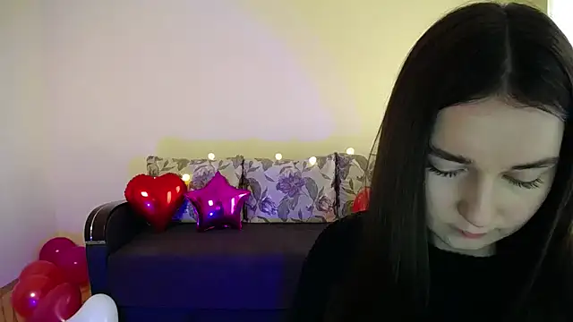 Pretty shy online show from February 13, 2025, 9:09 am