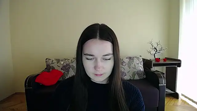 Pretty shy online show from October 2, 2025, 8:21 am