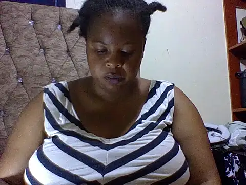 zoey10 online show from July 14, 2026, 7:08 pm