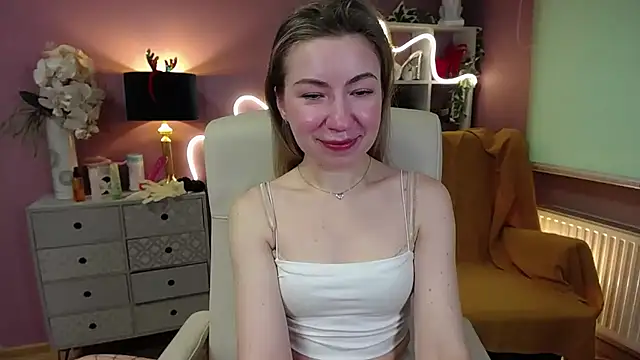 Snapshot of Mia_Tasty chatting on January 5, 2025, 10:43 am Mia Tasty online show from January 5, 2025, 10:43 am