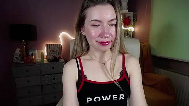 Snapshot of Mia_Tasty chatting on March 13, 2025, 10:57 am Mia Tasty online show from March 13, 2025, 10:57 am