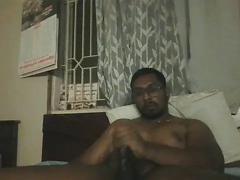 Snapshot of chennaibull101 chatting on June 3, 2026, 2:55 pm chennaibull101 online show from June 3, 2026, 2:55 pm
