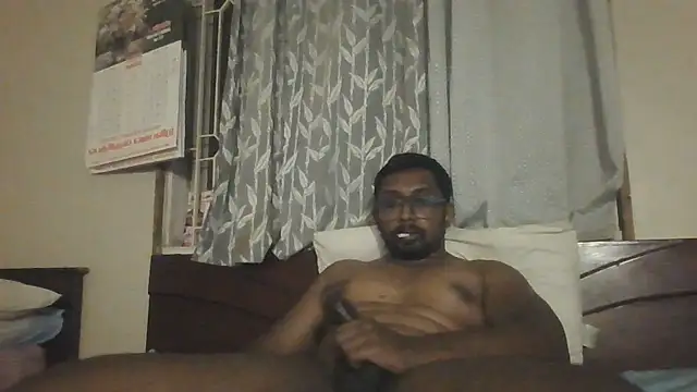 Snapshot of chennaibull101 chatting on June 20, 2026, 6:00 pm chennaibull101 online show from June 20, 2026, 6:00 pm
