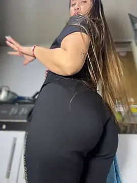 Emiily lee online show from January 11, 2026, 2:27 am