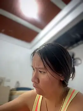Emiily lee online show from July 23, 2026, 9:07 am