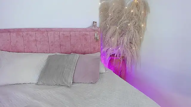 Snapshot of Sofiawilson_ chatting on October 2, 2025, 1:07 pm Sofiawilson online show from October 2, 2025, 1:07 pm