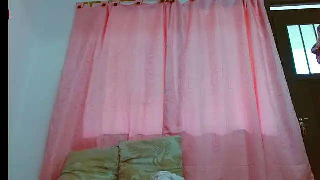 Snapshot of chantalsemenova1 chatting on January 5, 2025, 3:13 pm chantalsemenova1 online show from January 5, 2025, 3:13 pm