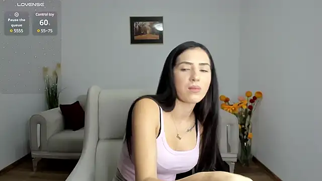 Snapshot of Emmapmg chatting on January 26, 2025, 2:30 pm Emmapmg online show from January 26, 2025, 2:30 pm